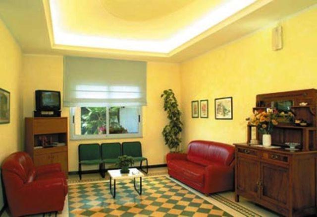 Albergo Villa Mauri Римини Экстерьер фото