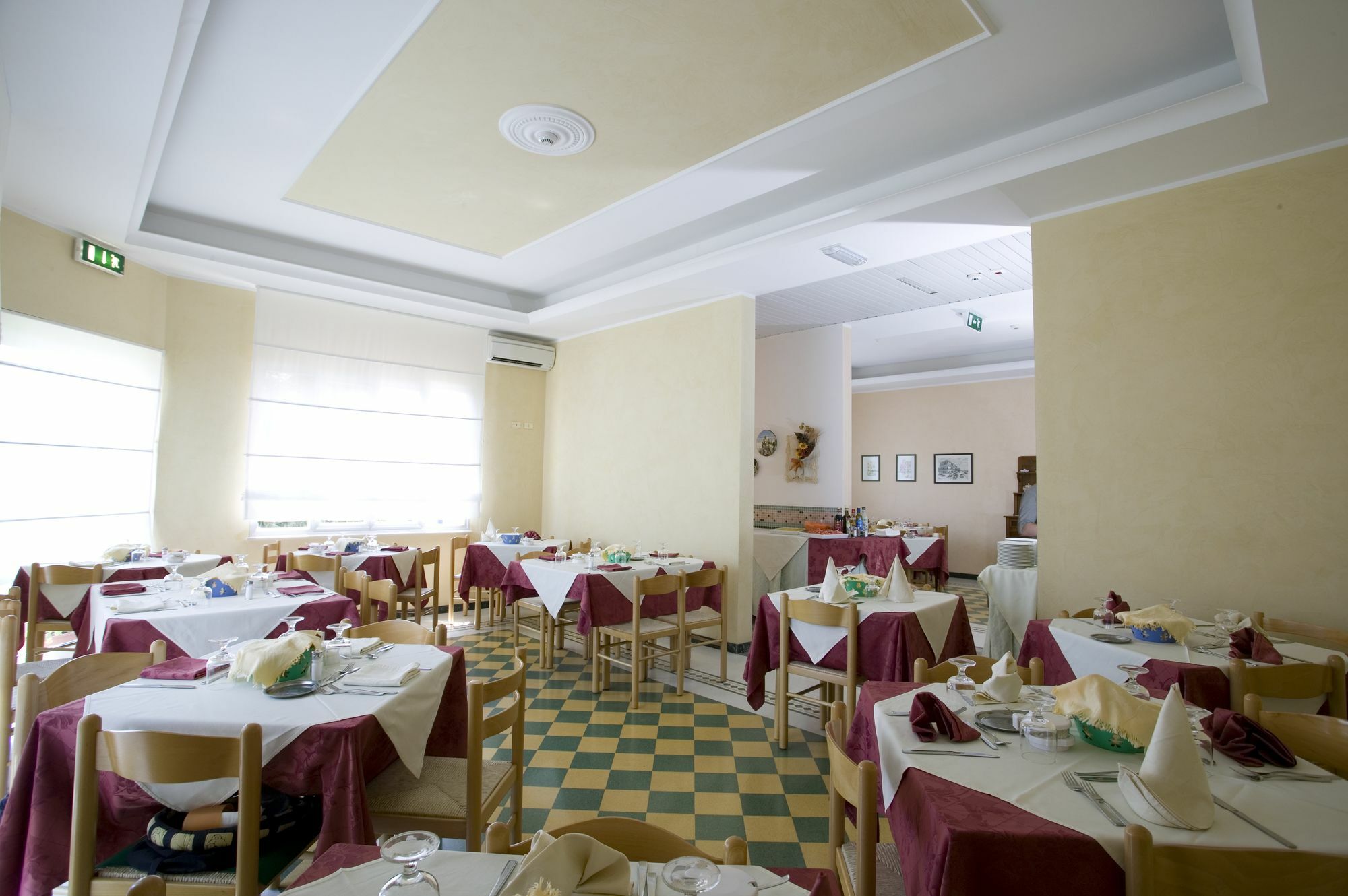 Albergo Villa Mauri Римини Экстерьер фото