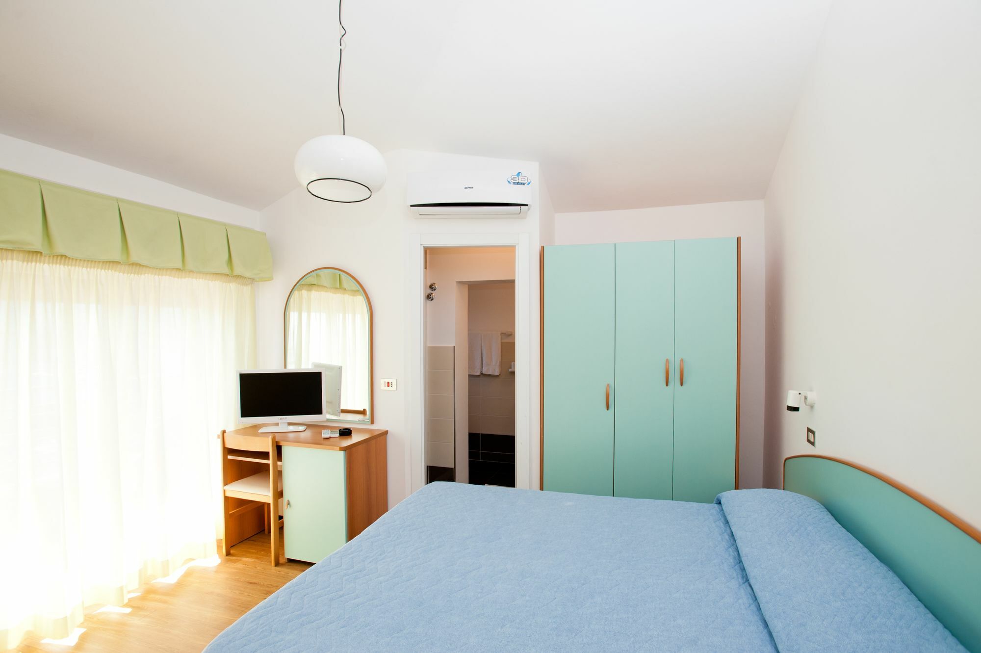 Albergo Villa Mauri Римини Экстерьер фото