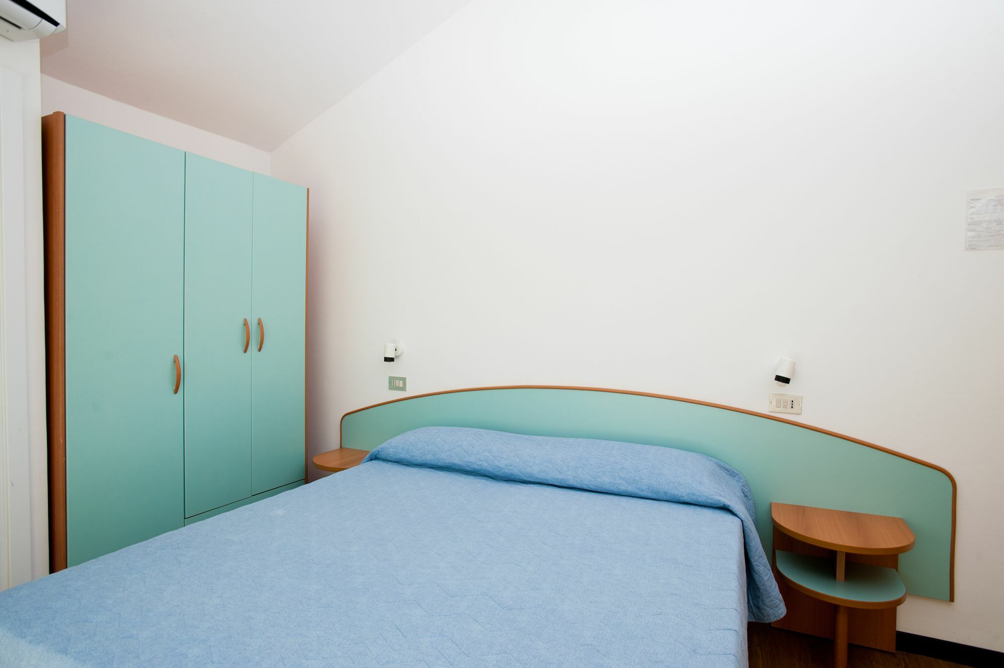 Albergo Villa Mauri Римини Экстерьер фото